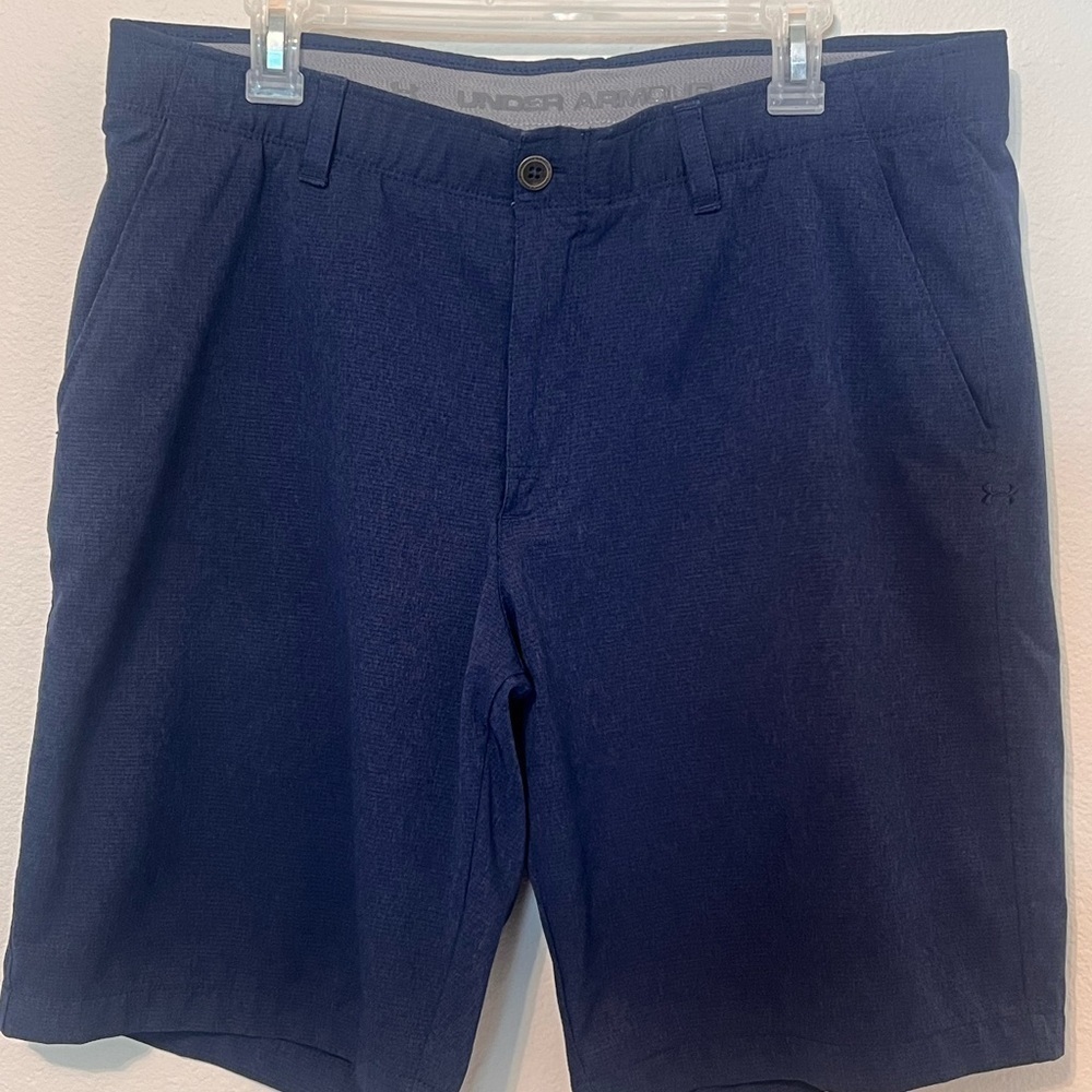 Under Armour Blue Flat Front Shorts Versatile Style-38